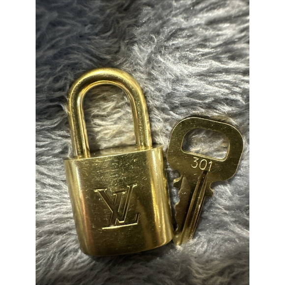 Louis Vuitton Accessories - Louis Vuitton PadLock shinny Gold Lock & Key Brass Authentic Number 301